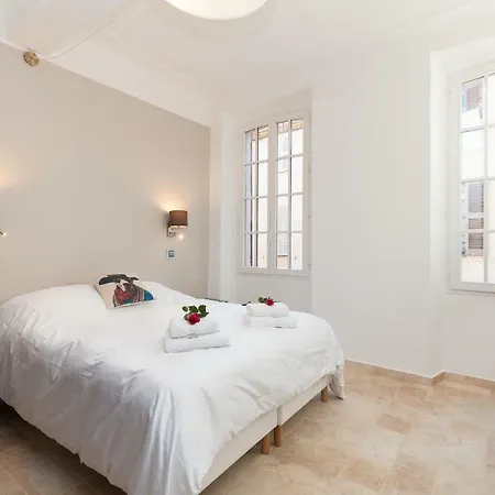 Maison Baieta * Αντίμπ